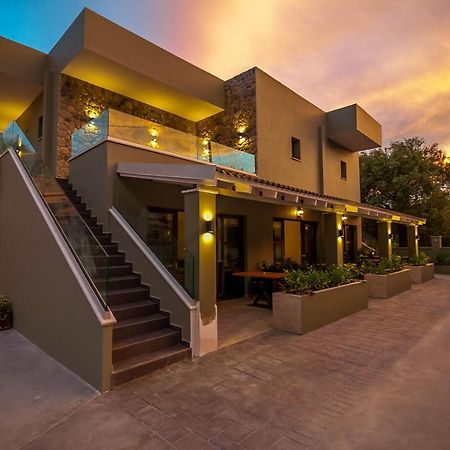 Olia Suites Parga Exterior photo