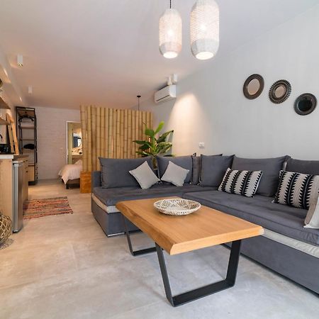 Olia Suites Parga Room photo