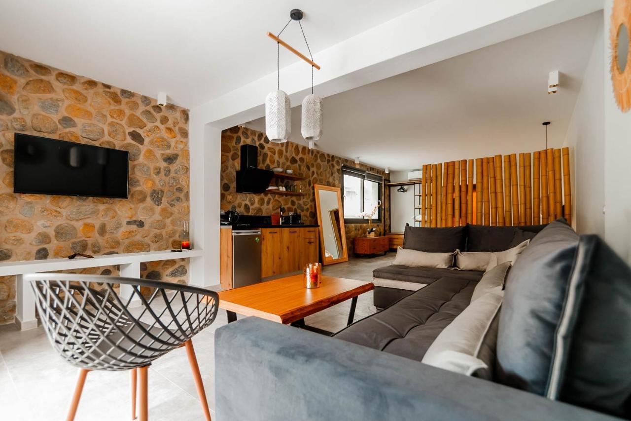 Olia Suites Parga Exterior photo