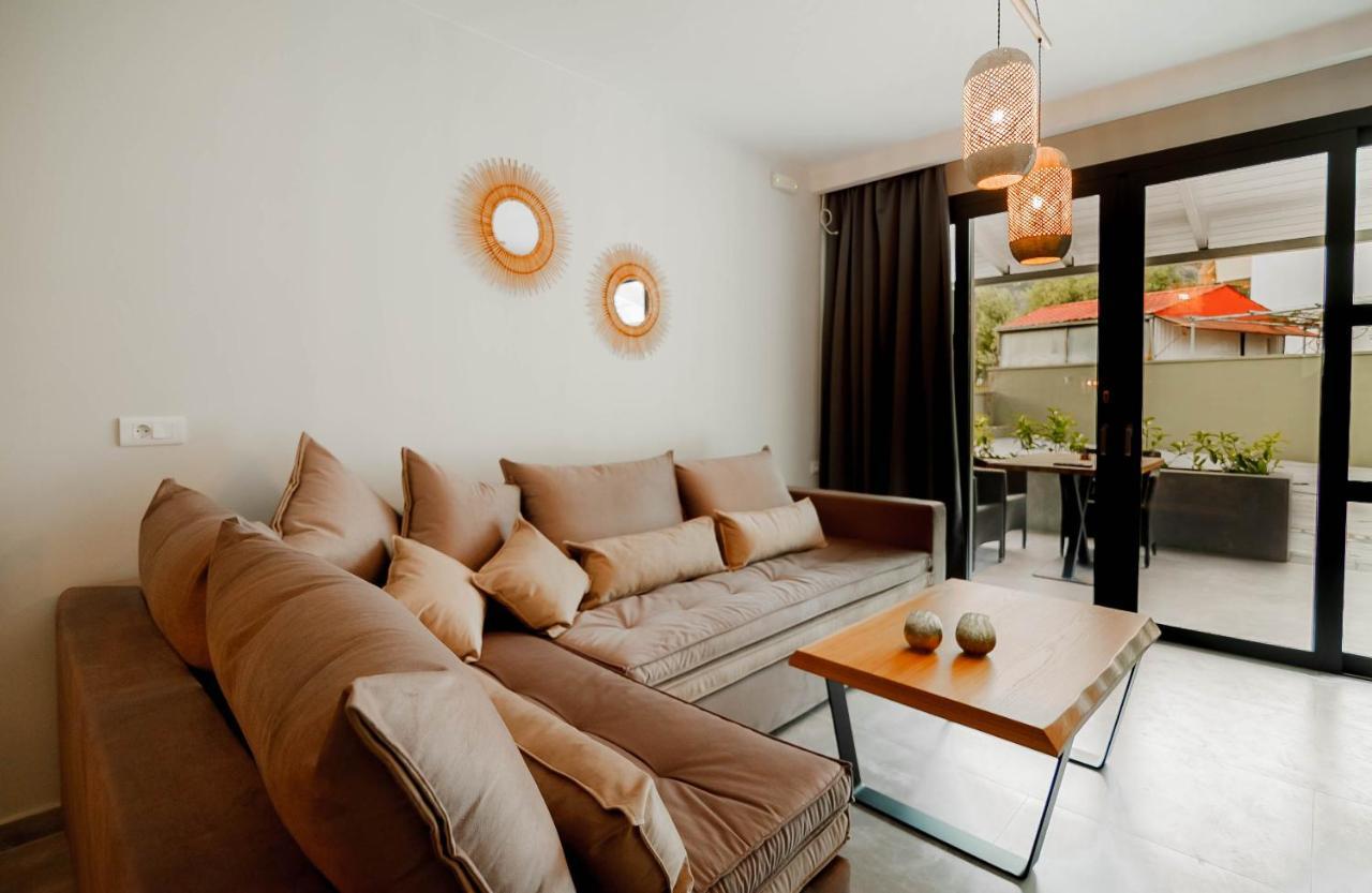 Olia Suites Parga Exterior photo