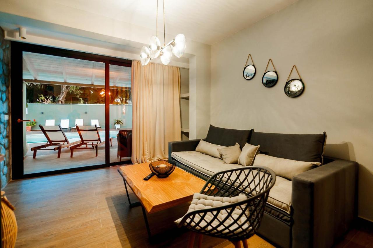 Olia Suites Parga Exterior photo