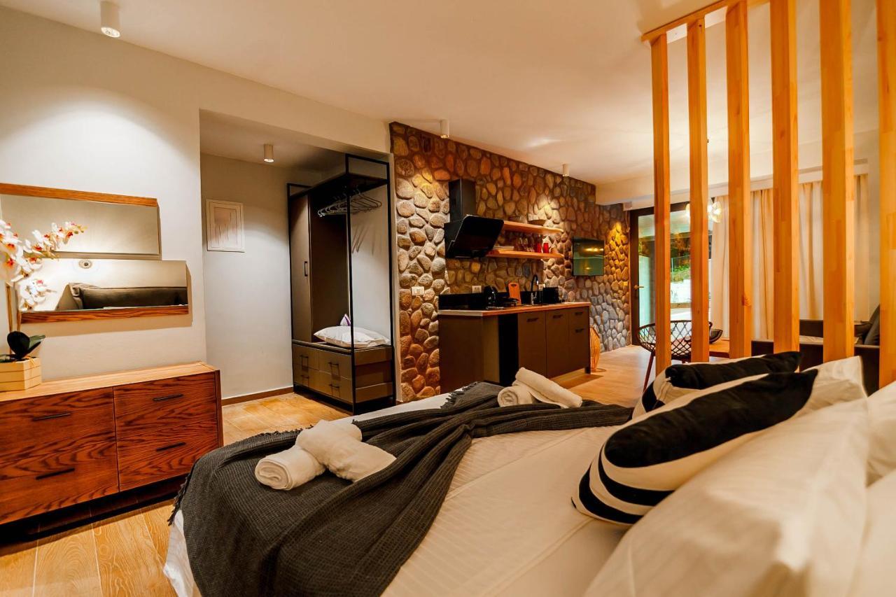 Olia Suites Parga Exterior photo